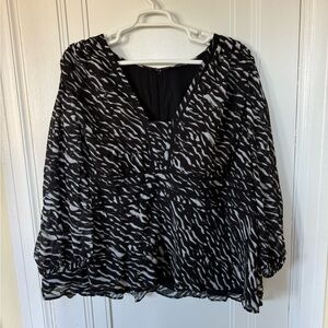 eShakti size 6x black and white tunic
